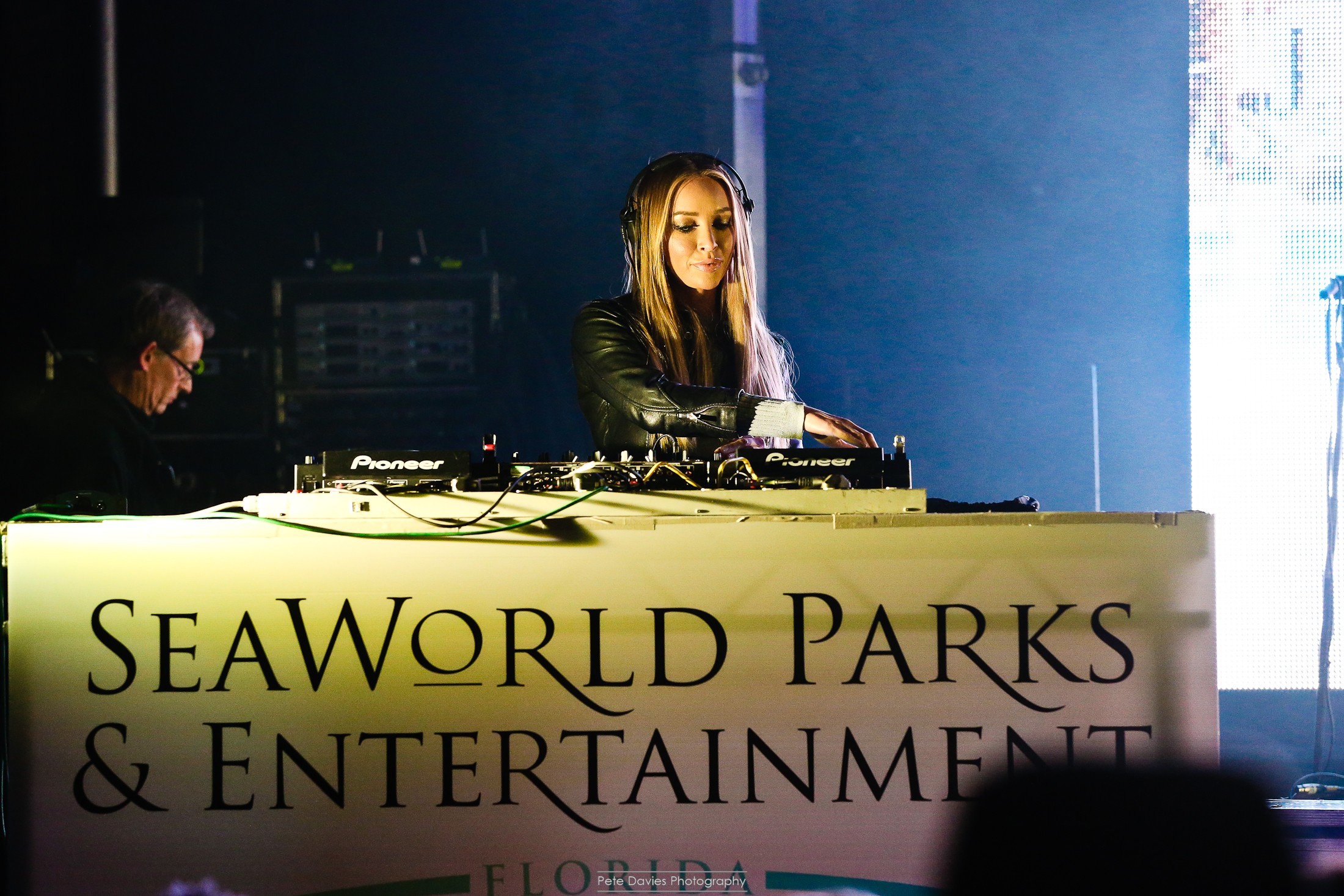 DJ Lauren Pope on the decks 